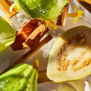 Isola Verde Parfum - Image Guava - Isola Collection | ROJA - VRGaleries